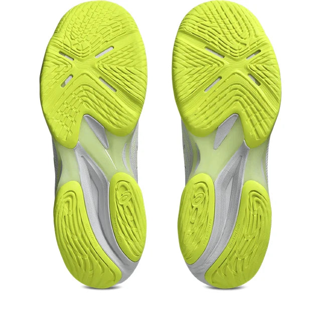 Asics - 1052A083 - NETBURNER BALLISTIC FF 4 - 107 WHITE/SAFETY YELLOW - ženski copat 2027