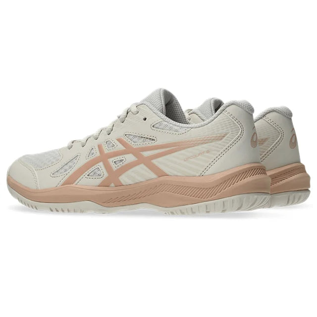 Asics - 1072A107 - UPCOURT 6 - 250 SOFT OAT/CANTALOUPE  - ženski copat 2027