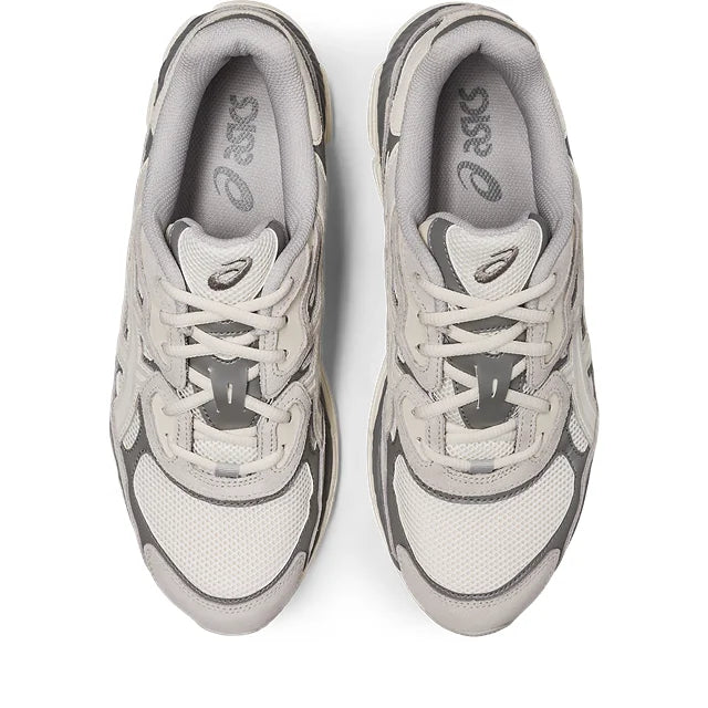 Asics - 1201A789 - GEL-NYC - 103 CREAMOYSTER GREY - moški lifestyle copat 2026