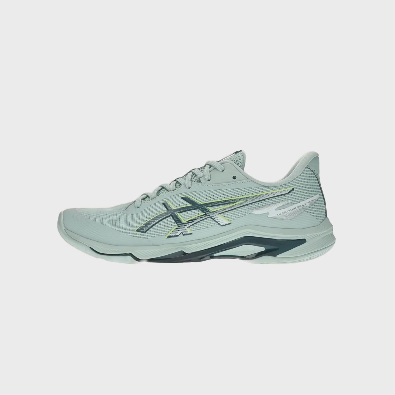 Naloži video: Asics - 1051A088 - NETBURNER BALLISTIC FF 4 - 300 LICHEN ROCK/TRANQUIL TEAL - moški copat 2026