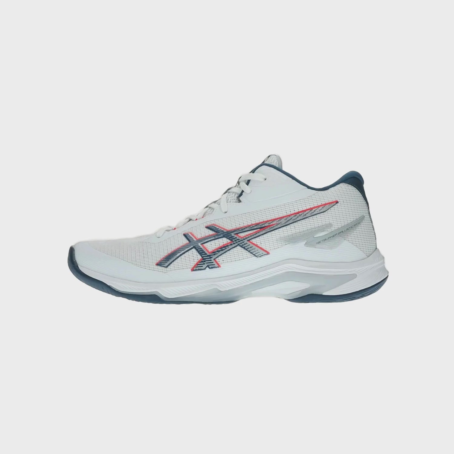 Naloži video: Asics - 1051A090 - NETBURNER BALLISTIC FF MT 4 - 101 WHITE/MAKO BLUE - moški copat 2026