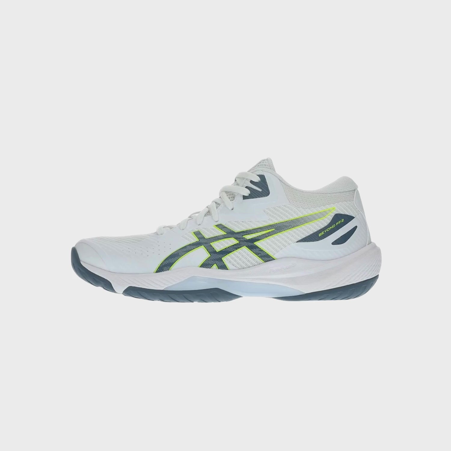 Naloži video: Asics - 1071A128 - BEYOND FF MT 2 - 100 WHITE/RAW INDIGO - moški copat 2027
