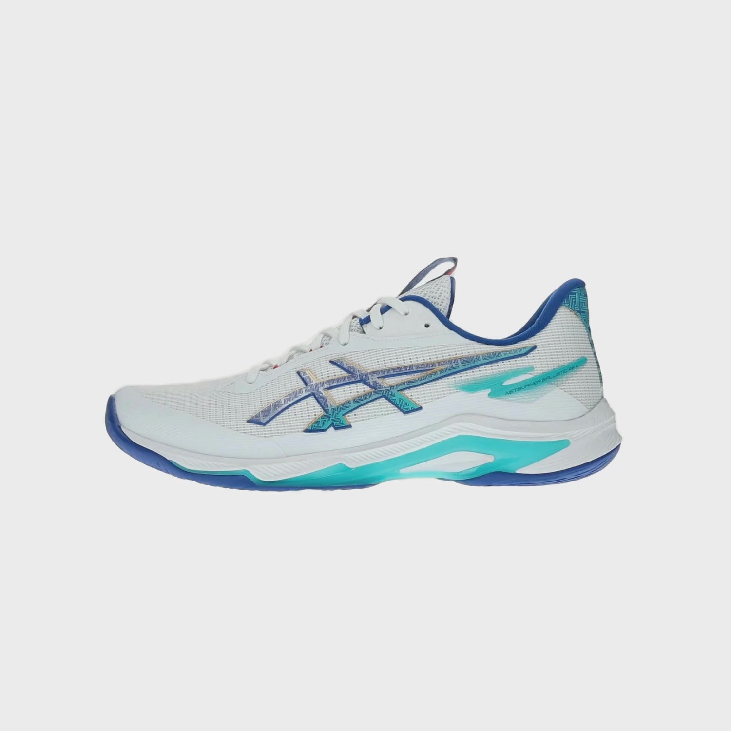 Naloži video: Asics - 1051A096 - NETBURNER BALLISTIC FF 4 - 960 WHITE/ASICS BLUE - moški copat 2026